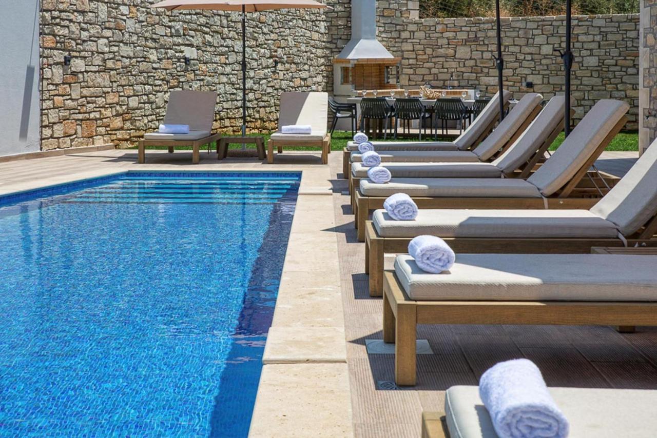 Grand Resort Villa Elefterna Eksteriør billede